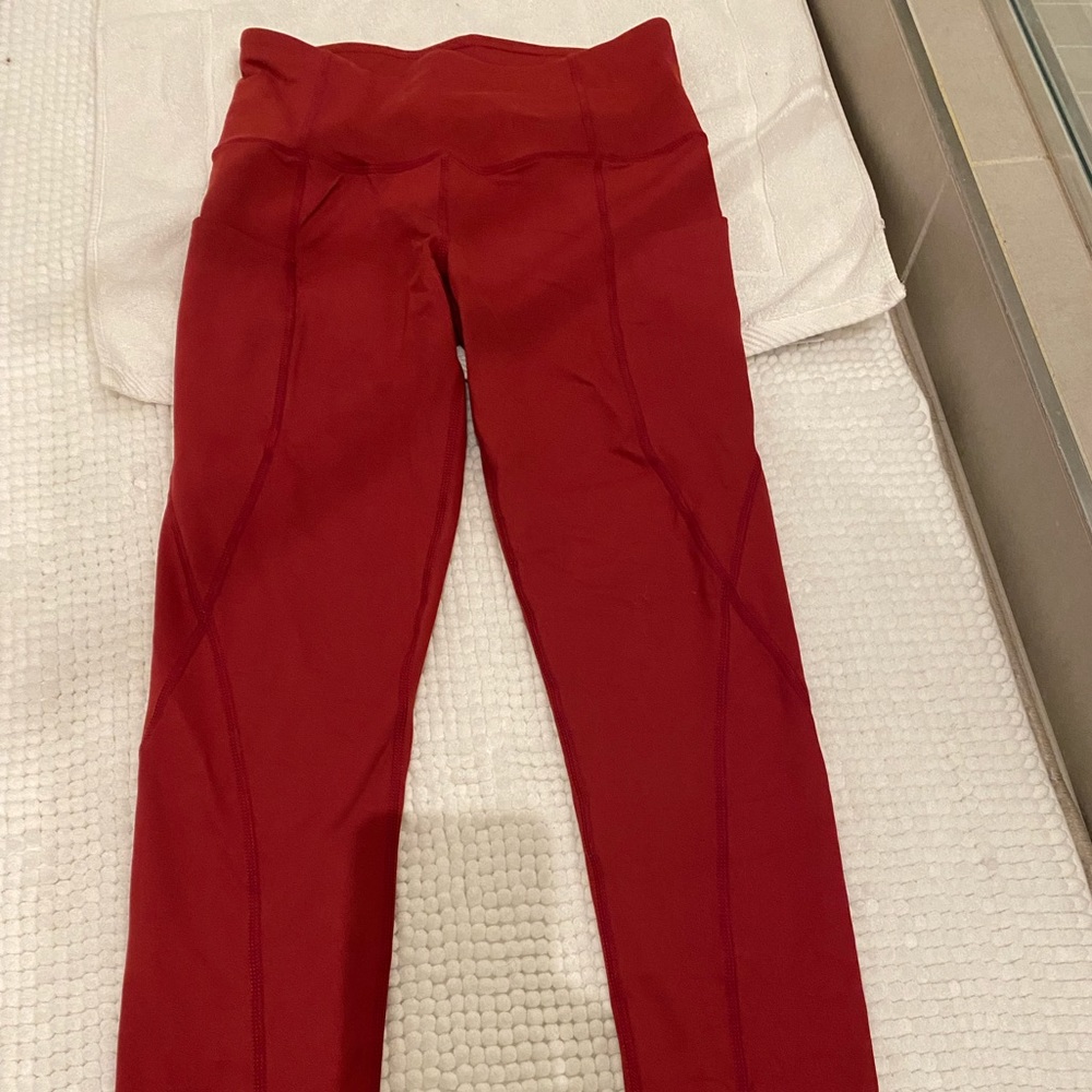 Lululemon fast and free high rise leggings in rust/maroon red NWOT